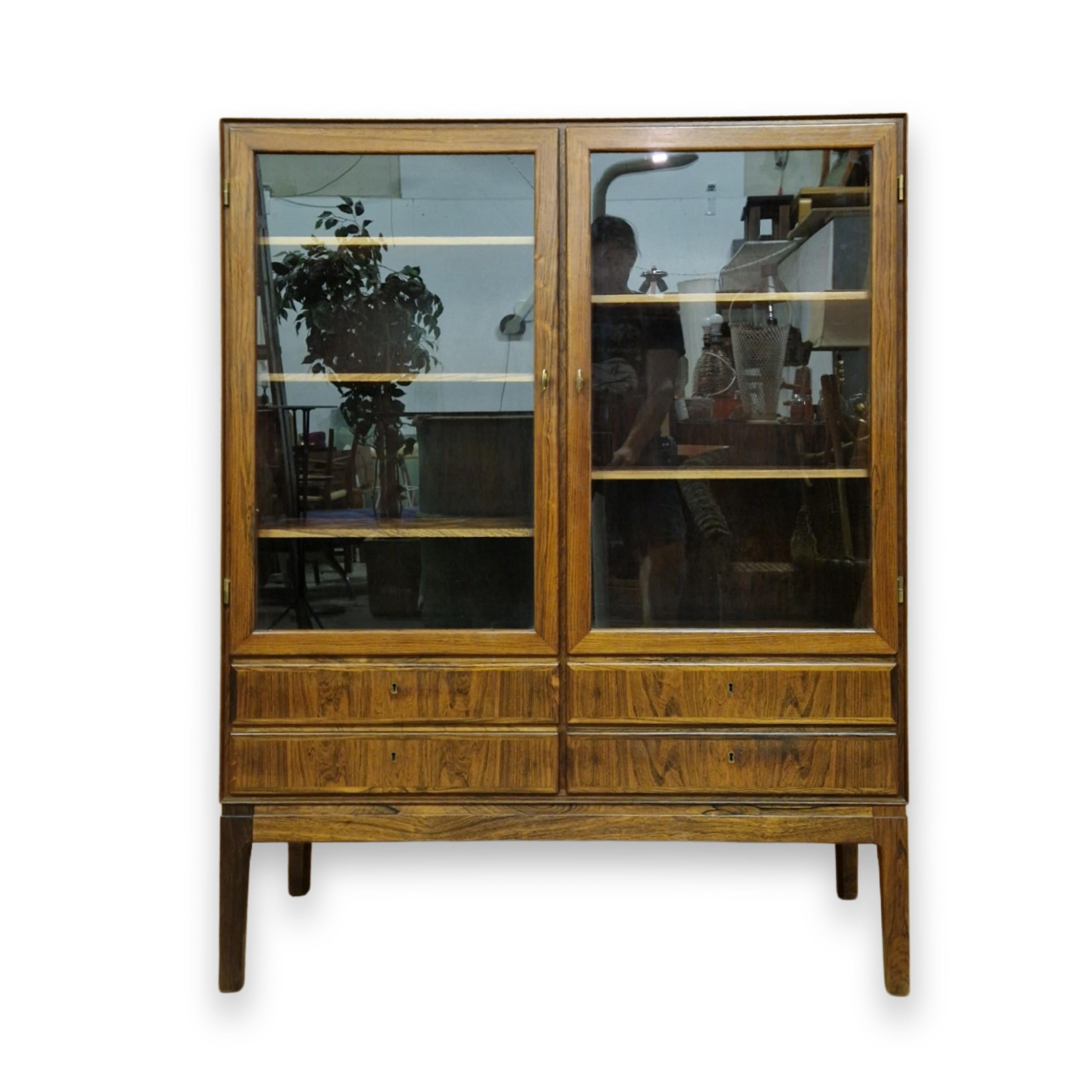 Rungstedlund hardwood cabinet by Ole Wanscher for P. Jeppesen, Denmark 1960s In Good Condition For Sale In ECHT, NL