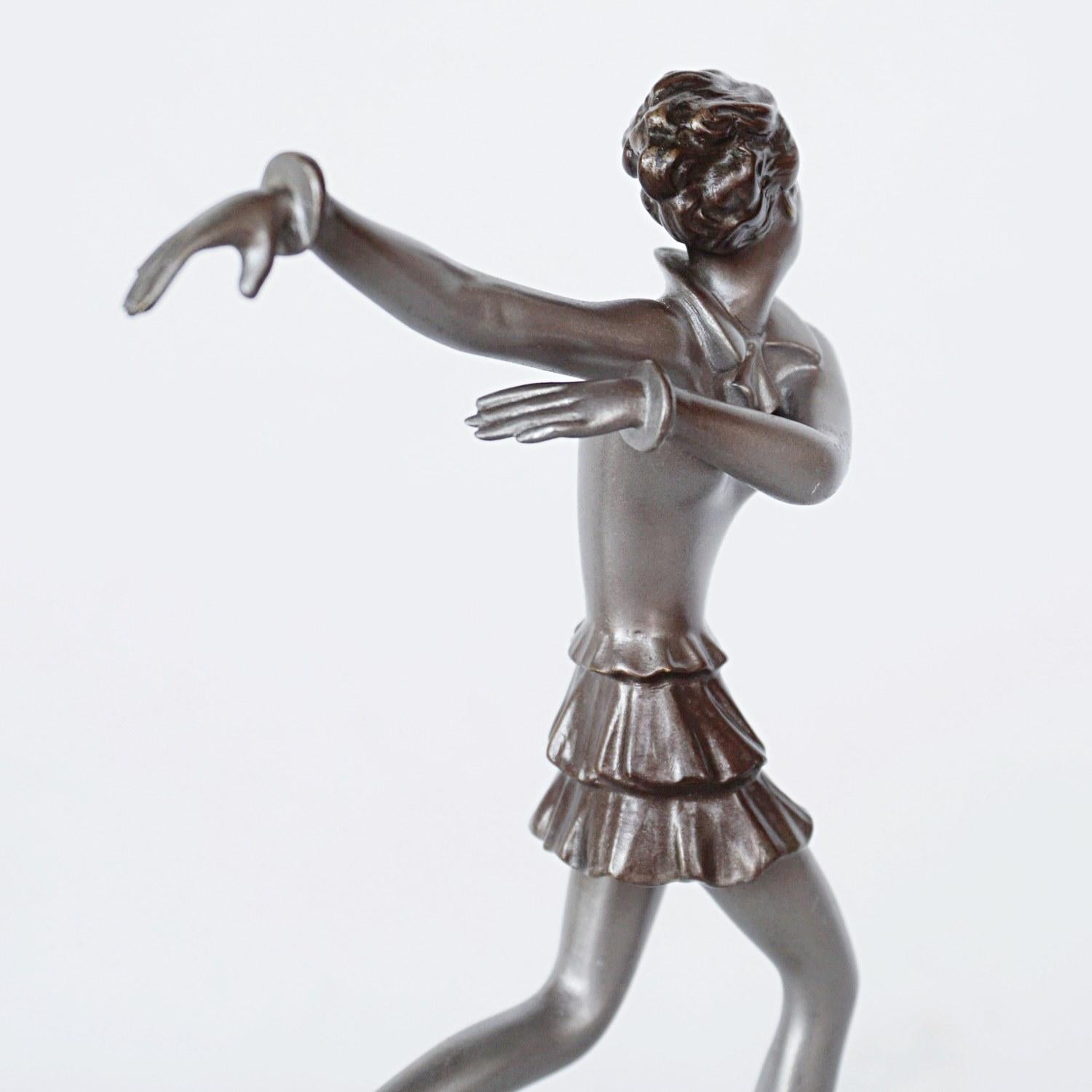 'Running Girl' an Art Deco Bronze Sculpture by Josef Lorenzl 5