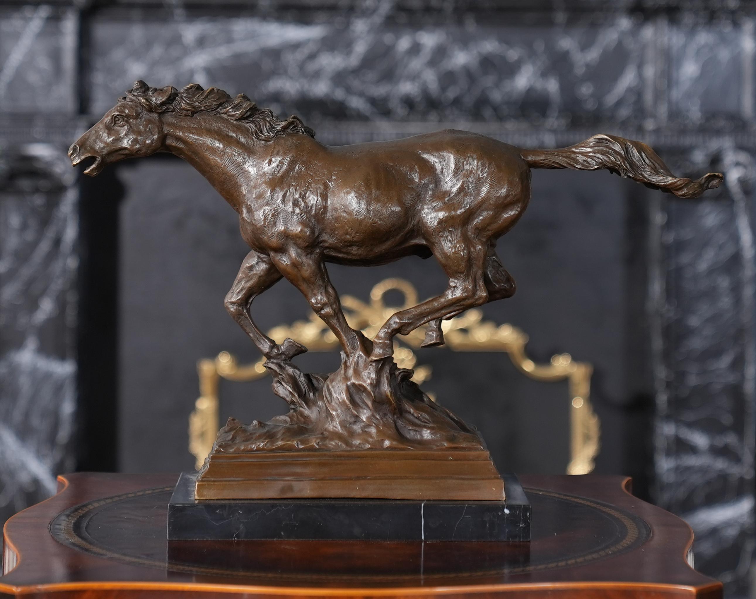 Graceful even when standing still the Running Horse on Marble Base is a striking addition to any setting. Using traditional lost wax casting methods the Running Horse statue is created in pieces and then joined together with brazing and hand chaised