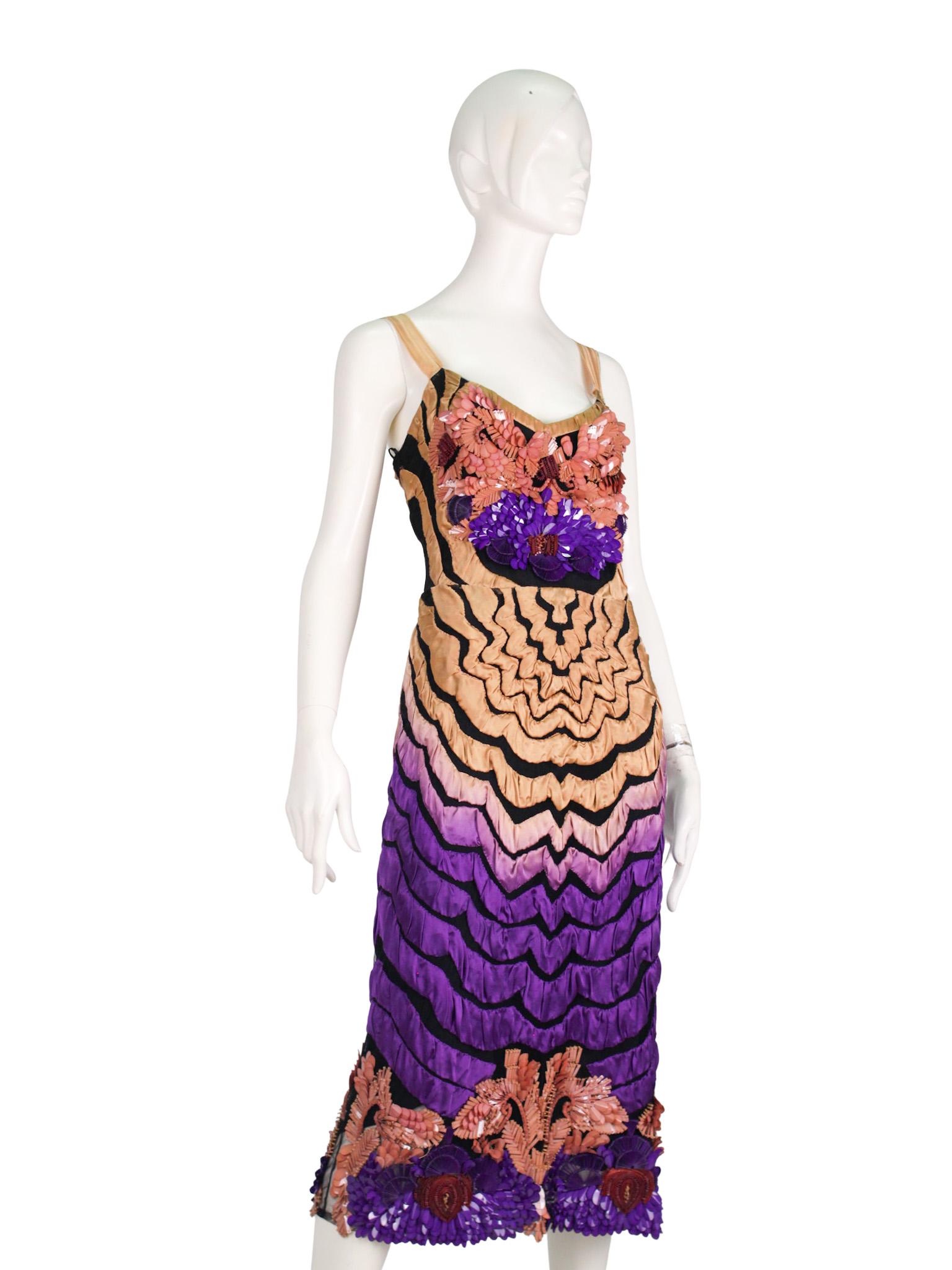 Alberta Ferretti Runway 2016 Ombré Silk Embellished Embroidered Cocktail Dress In Excellent Condition In TARRAGONA, ES