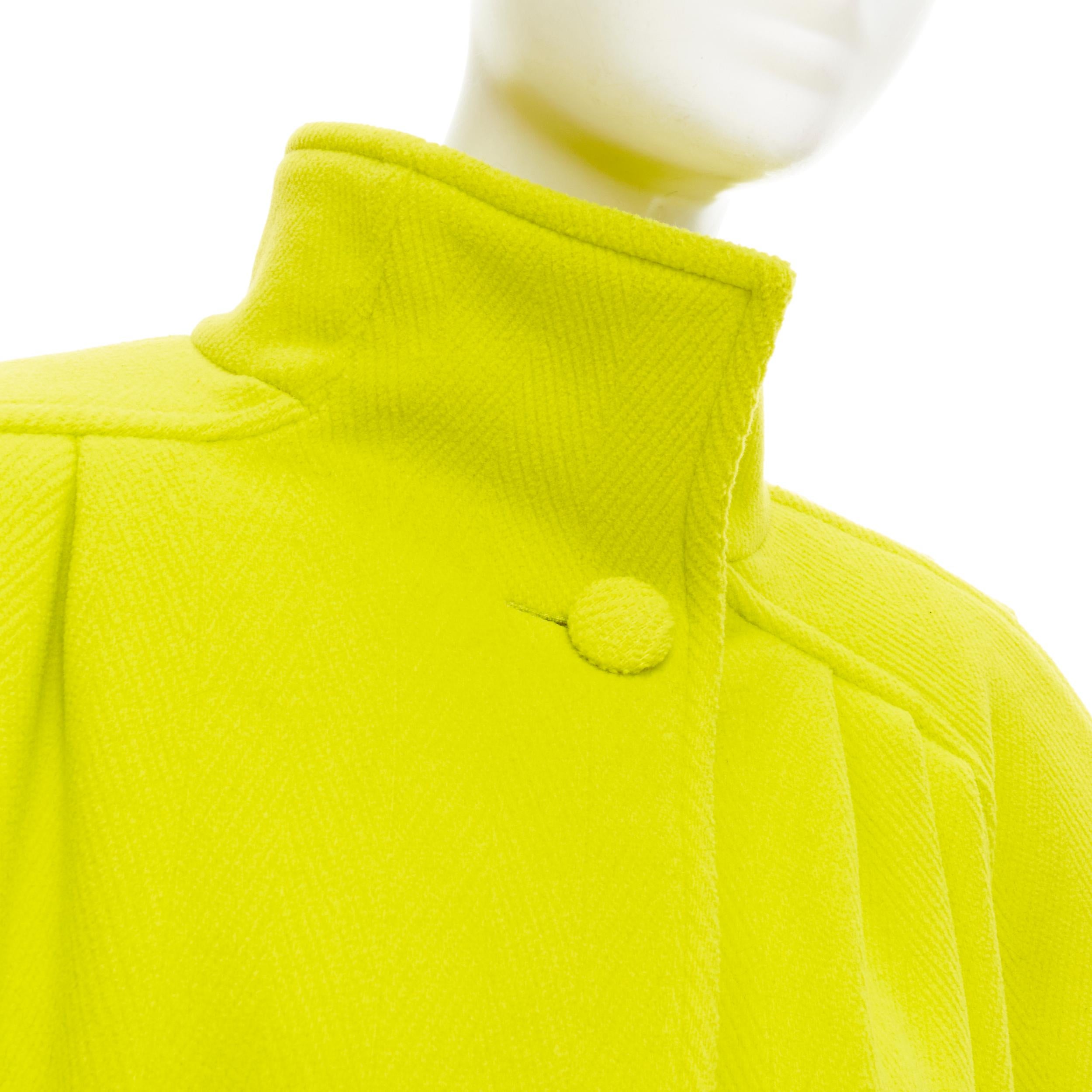 BALENCIAGA - Manteau cocon surdimensionné en laine jaune matelassé, taille FR34, défilé 2019 en vente 2