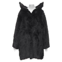 BALENCIAGA Demna Laufsteg Schwarzer schulterfreier Mantel aus Kunstpelz FR34 XS