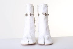 runway BOTTEGA VENETA  yellow black tiger stripe print corduroy trousers IT48