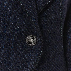 runway CHANEL 12A navy  tweed braided ribbon trim CC button cutaway blazer FR46