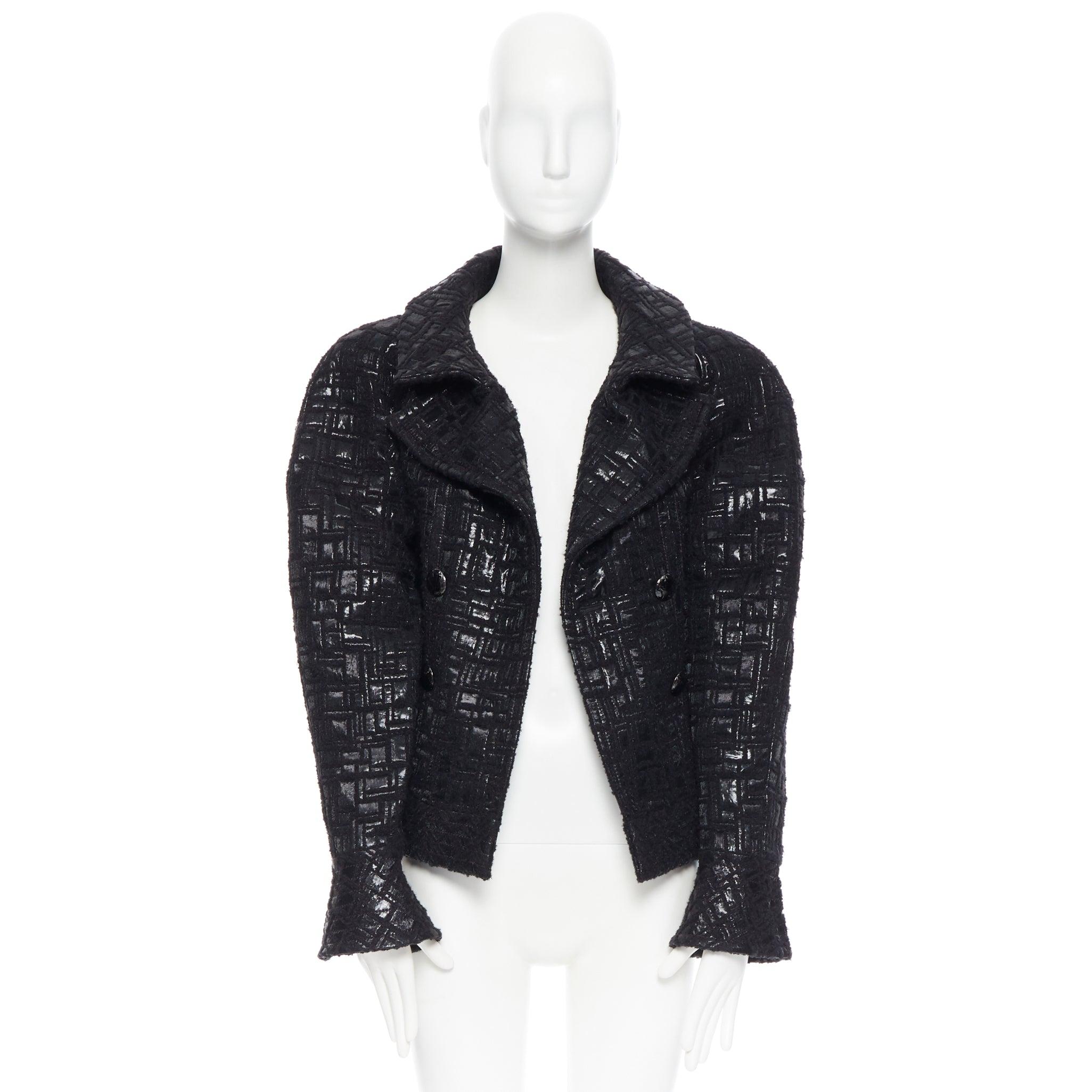 CHANEL 13A - Veste noire à manches bomber et à double boutonnage en tweed, issue d'un défilé, FR36 en vente 6