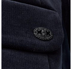 Runway CHANEL 18A Paris Hamburg Metier D'art navy velvet tuxedo blazer FR46