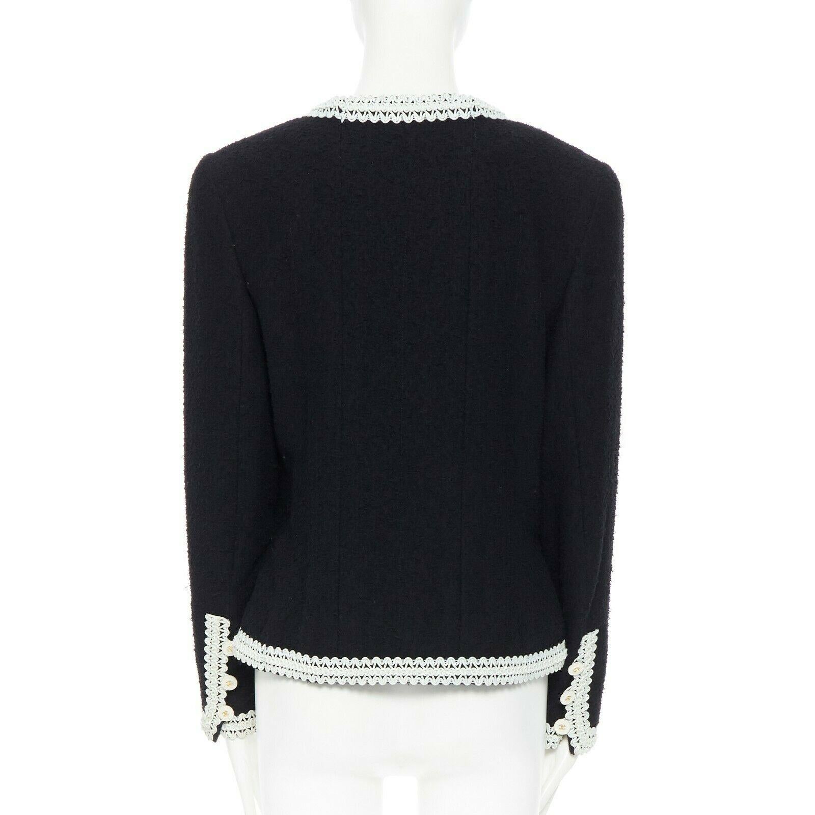 runway CHANEL 94P iconic black boucle tweed white rubber braid jacket FR38 rare In Excellent Condition In Hong Kong, NT