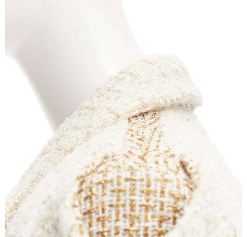 Runway CHANEL Paris Cosmopolite gold ecru Fantasy tweed split shoulder jacket 46 4