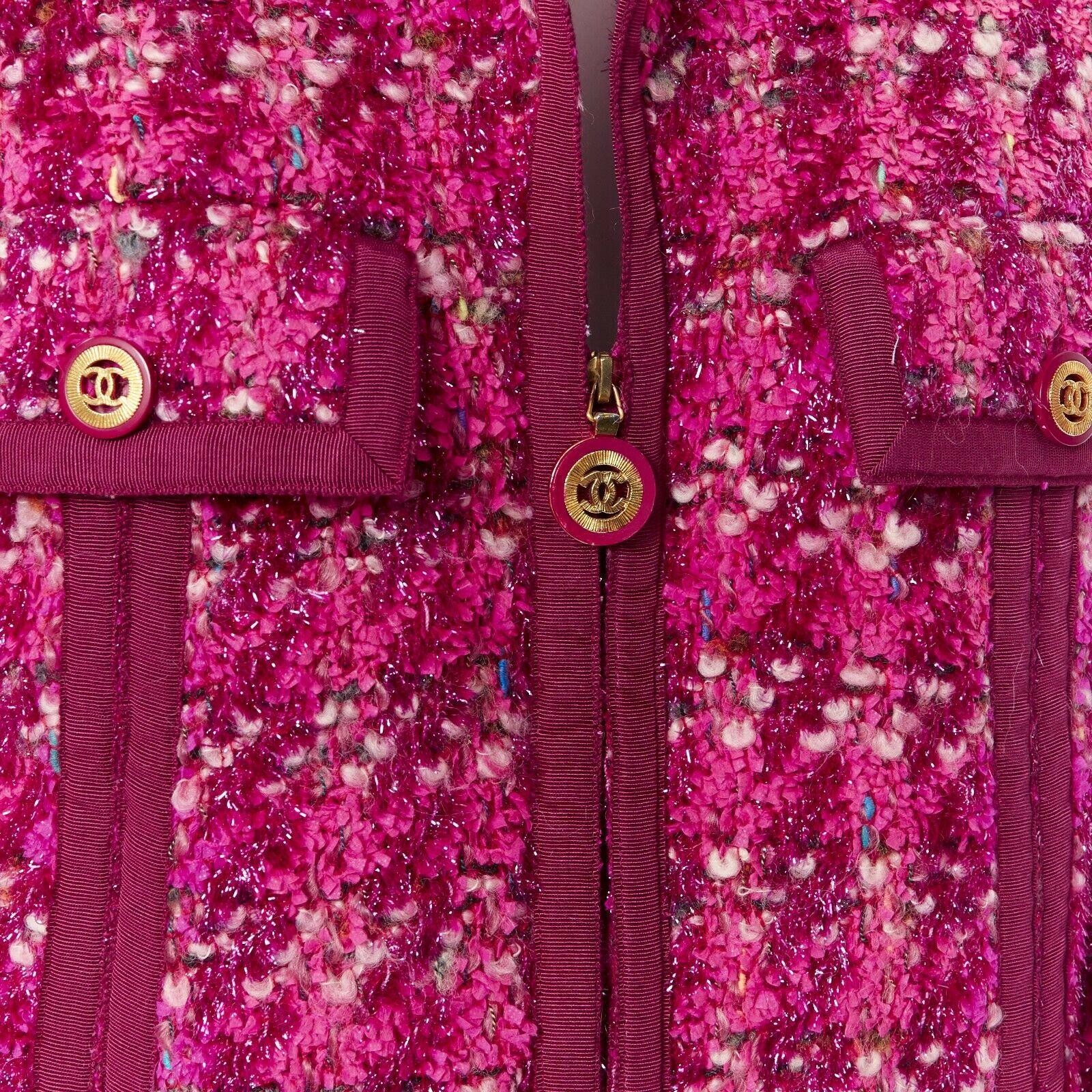 runway CHANEL Vintage pink magenta fuchsia texture wool blend tweed zip jacket 1