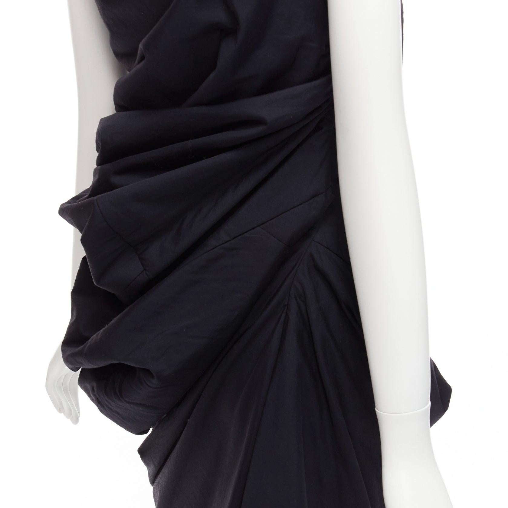 runway COMME DES GARCONS 1997 Lumps Bumps black circle cut asymmetric dress S
Reference: ANSN/A00007
Brand: Comme Des Garcons
Designer: Rei Kawakubo
Collection: Spring Summer 1997 - Runway
Color: Black
Pattern: Solid
Extra Details: From the Spring