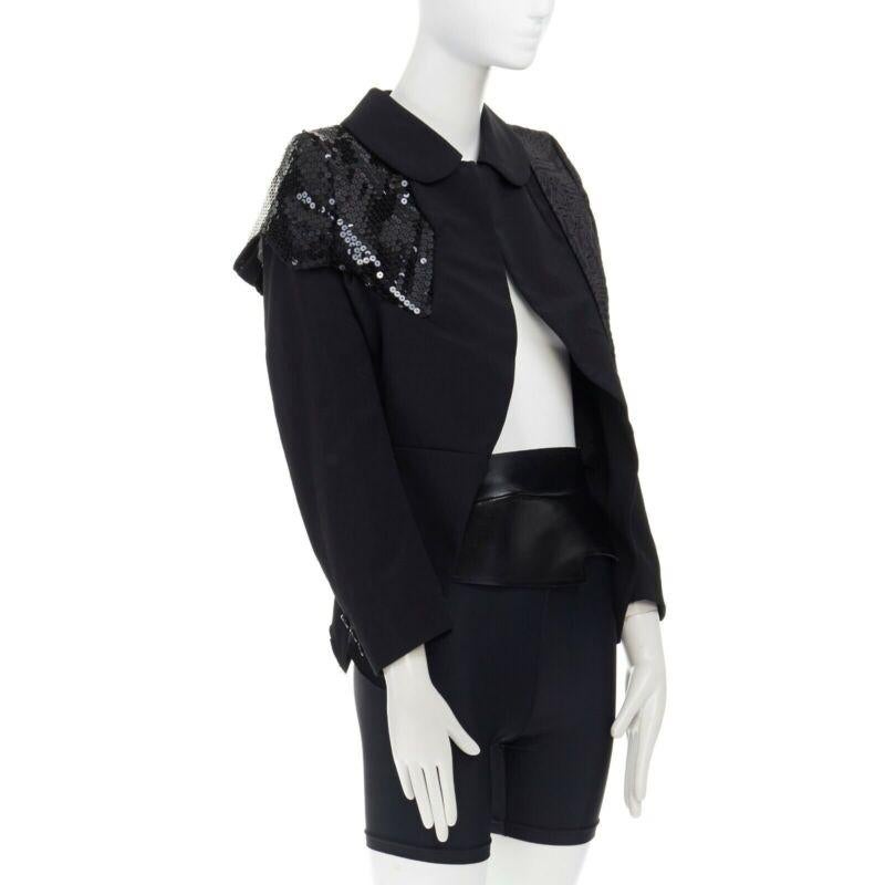 Nero passerella COMME DES GARCONS 2010 paillettes broccato blazer biker pantaloncini cintura set S