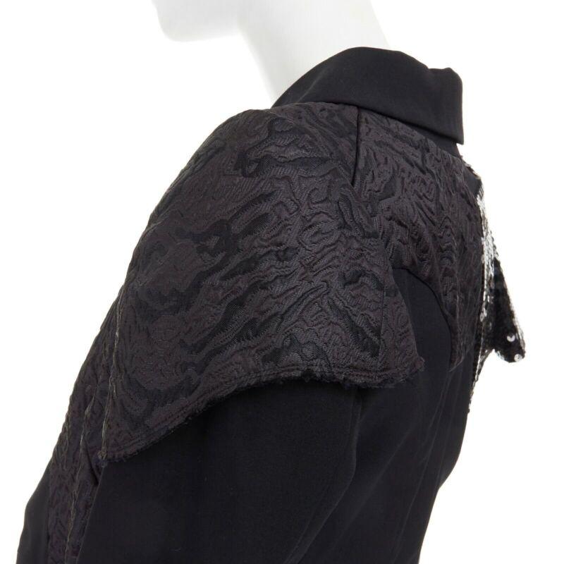 passerella COMME DES GARCONS 2010 paillettes broccato blazer biker pantaloncini cintura set S 4
