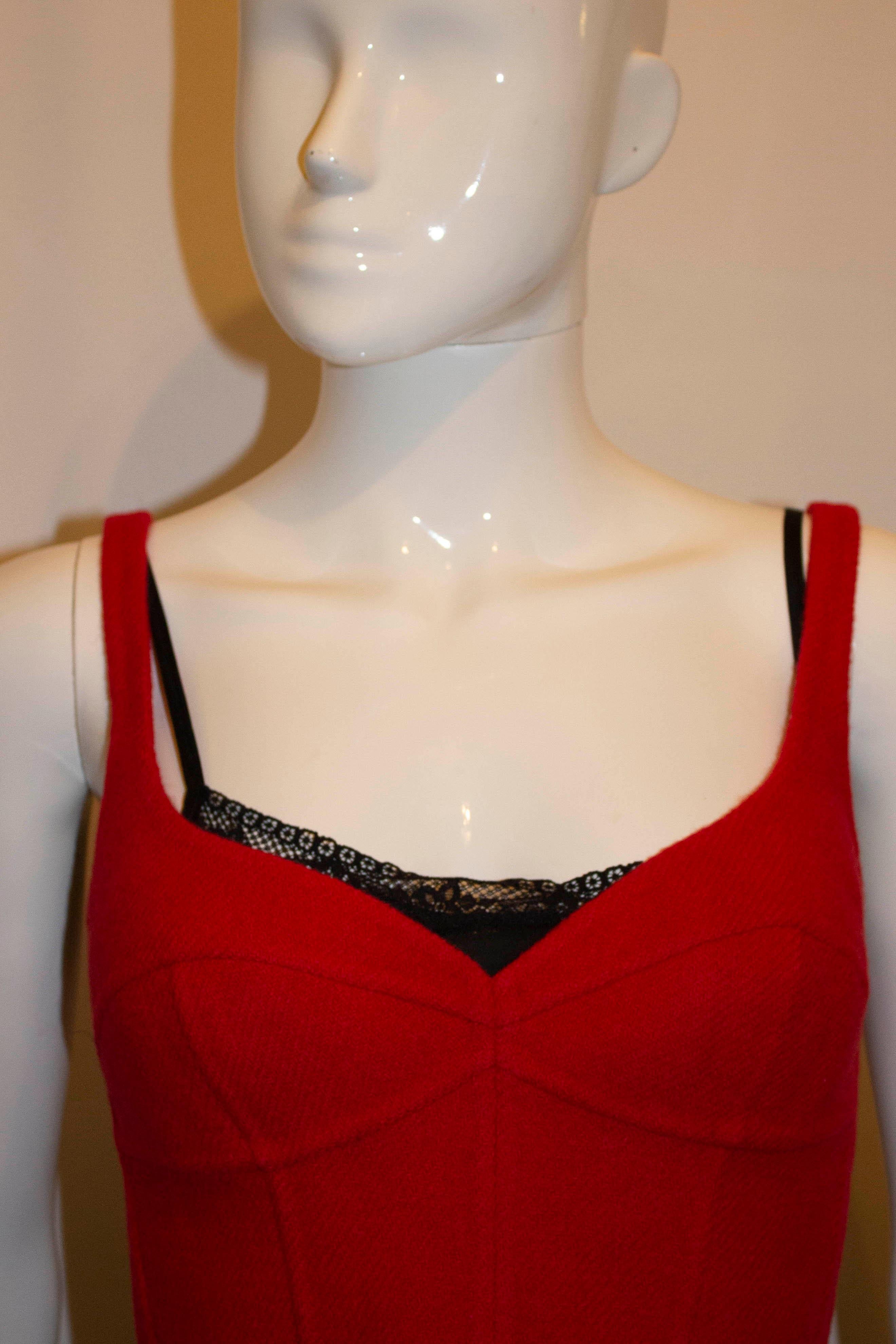 Marc Jacobs - Défilé automne 2020 - Top soutien-gorge en laine rouge en vente 1