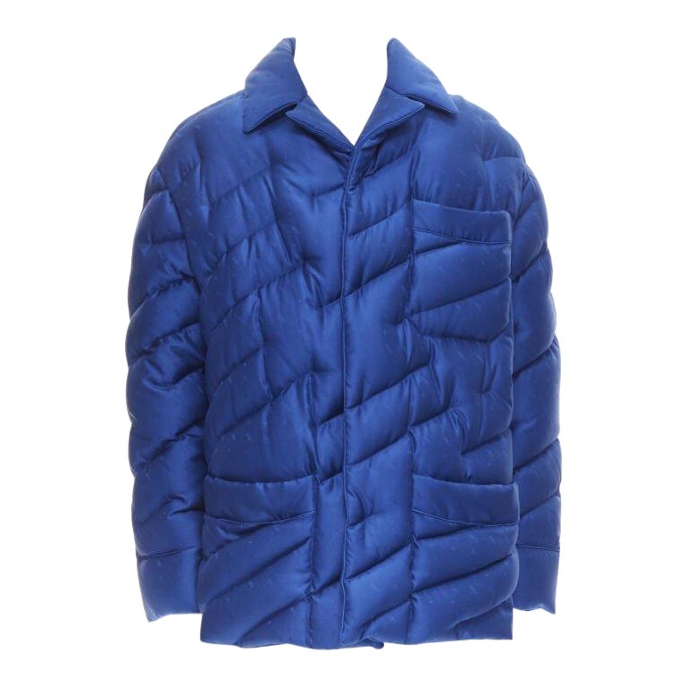 Runway FENDI 2021 Runway 100% silk blue logo goose down puffer jacket IT48 M