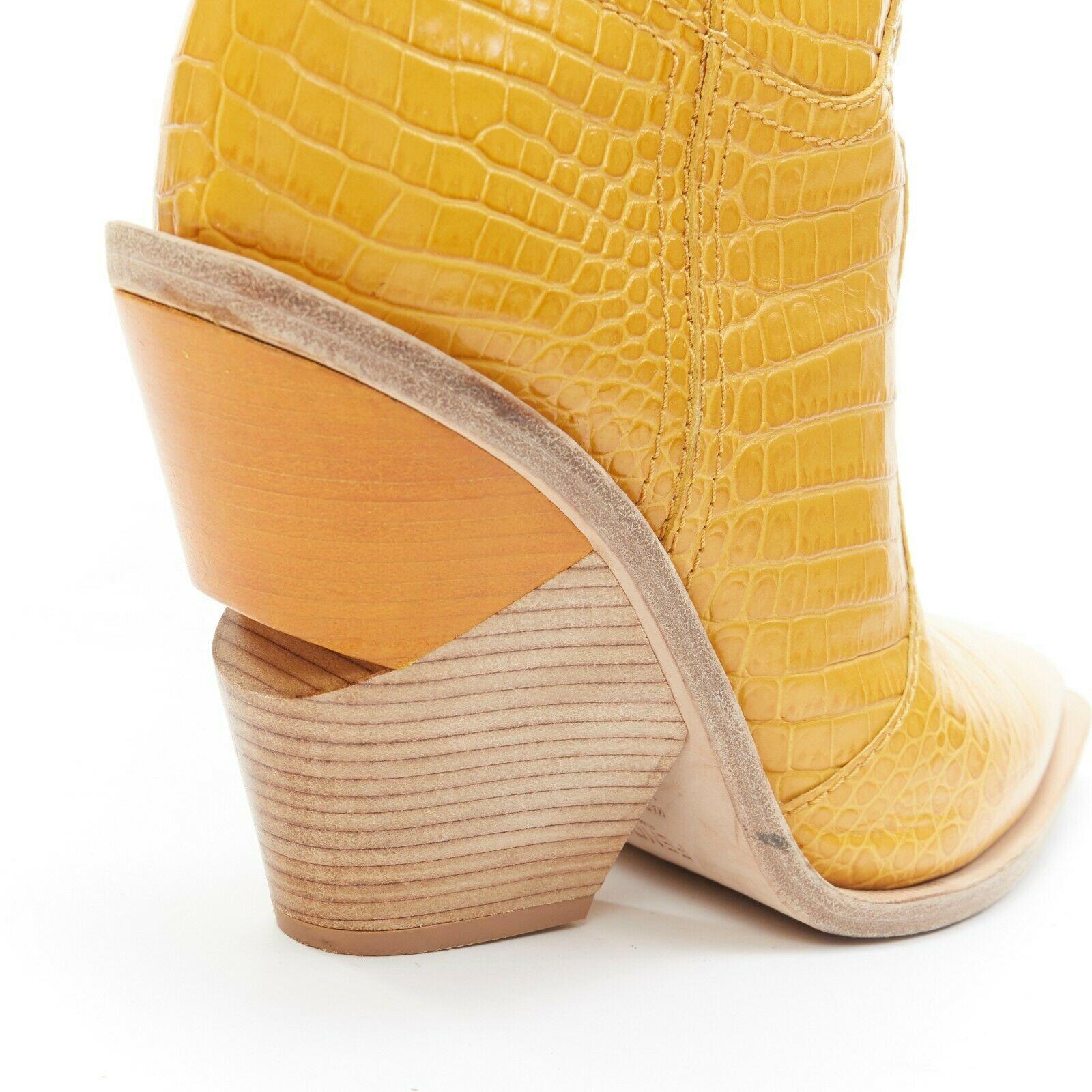 Women's runway FENDI AW18 yellow mock croc leather pointy wood heel western boot EU40