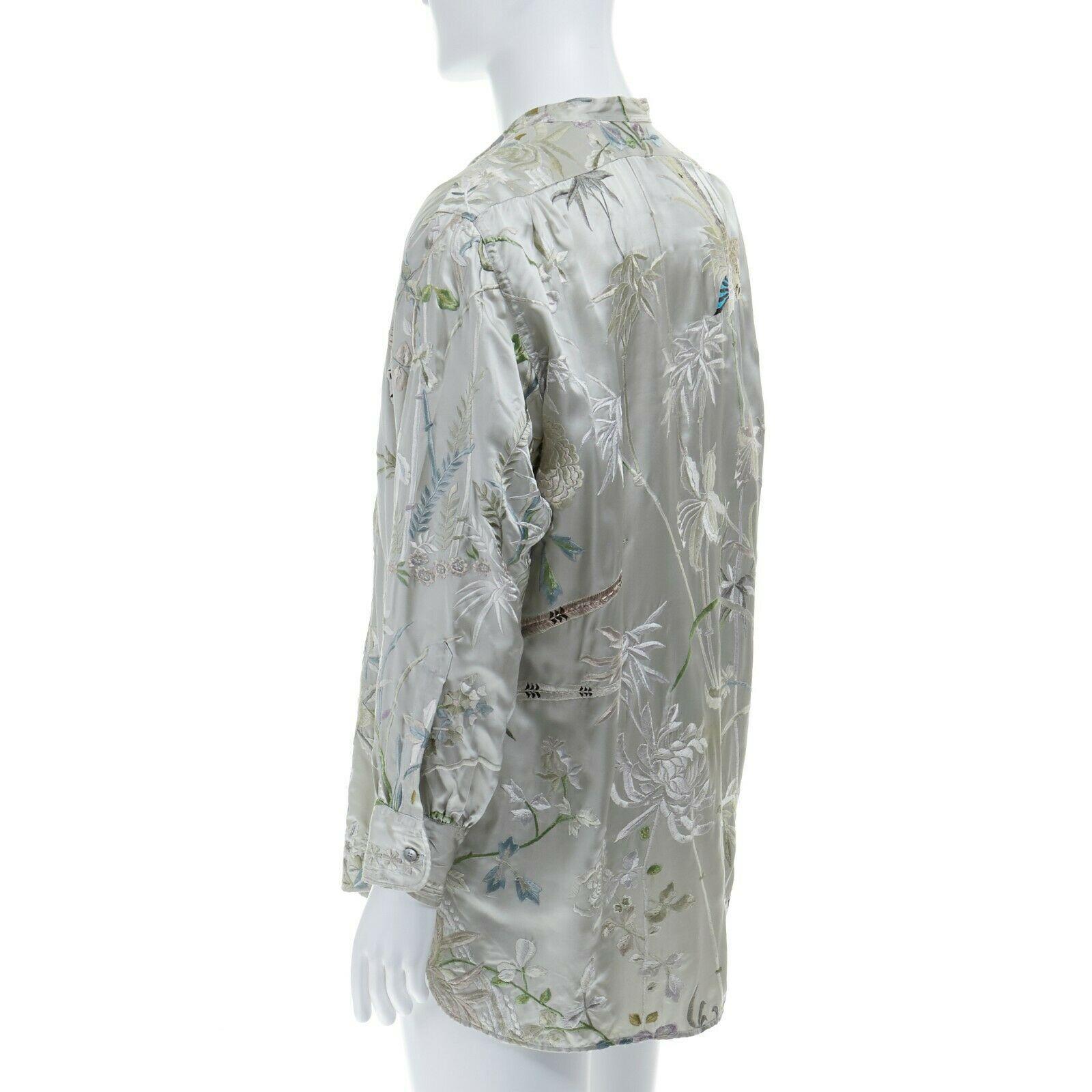 Gray runway GUCCI TOM FORD green silk chinoiserie floral embroidered kimono shirt  L