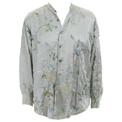 runway GUCCI TOM FORD chemise kimono en soie verte brodée de chinoiseries florales L