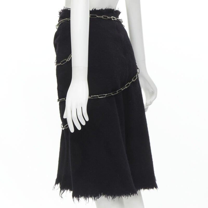 Runway JUNYA WATANABE 2003 jupe midi en laine bouillie noire effilochée avec chaîne punk S en vente 1