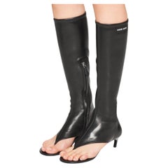 Runway Miu Miu thong sandal / boots $2850 Bella Hadid FKA Twigs signature 40