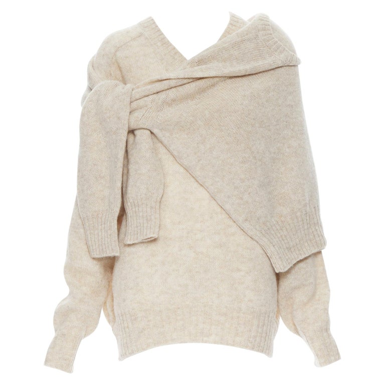 runway OLD CELINE PHOEBE PHILO beige wool attached wrap oversized 