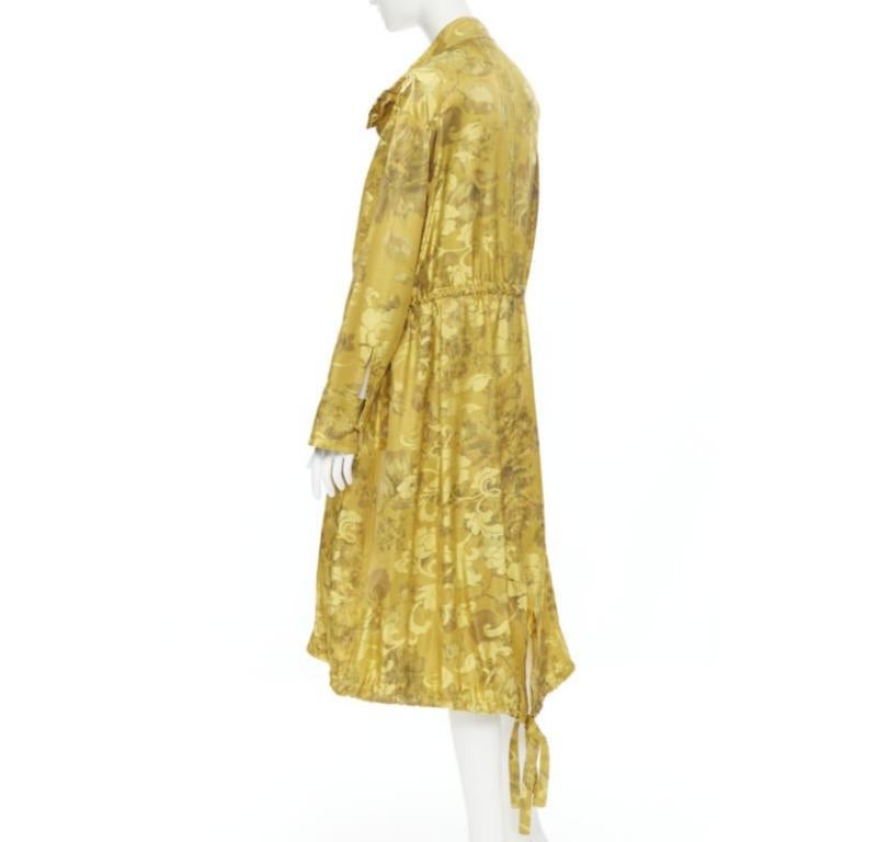 Sfilata Oscar De La Renta 2019  accappatoio con coulisse con nappe floreali S in vendita 3