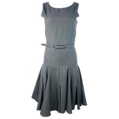 Runway Oscar De La Renta Grey Wool Sleeveless Dress, Size 2 