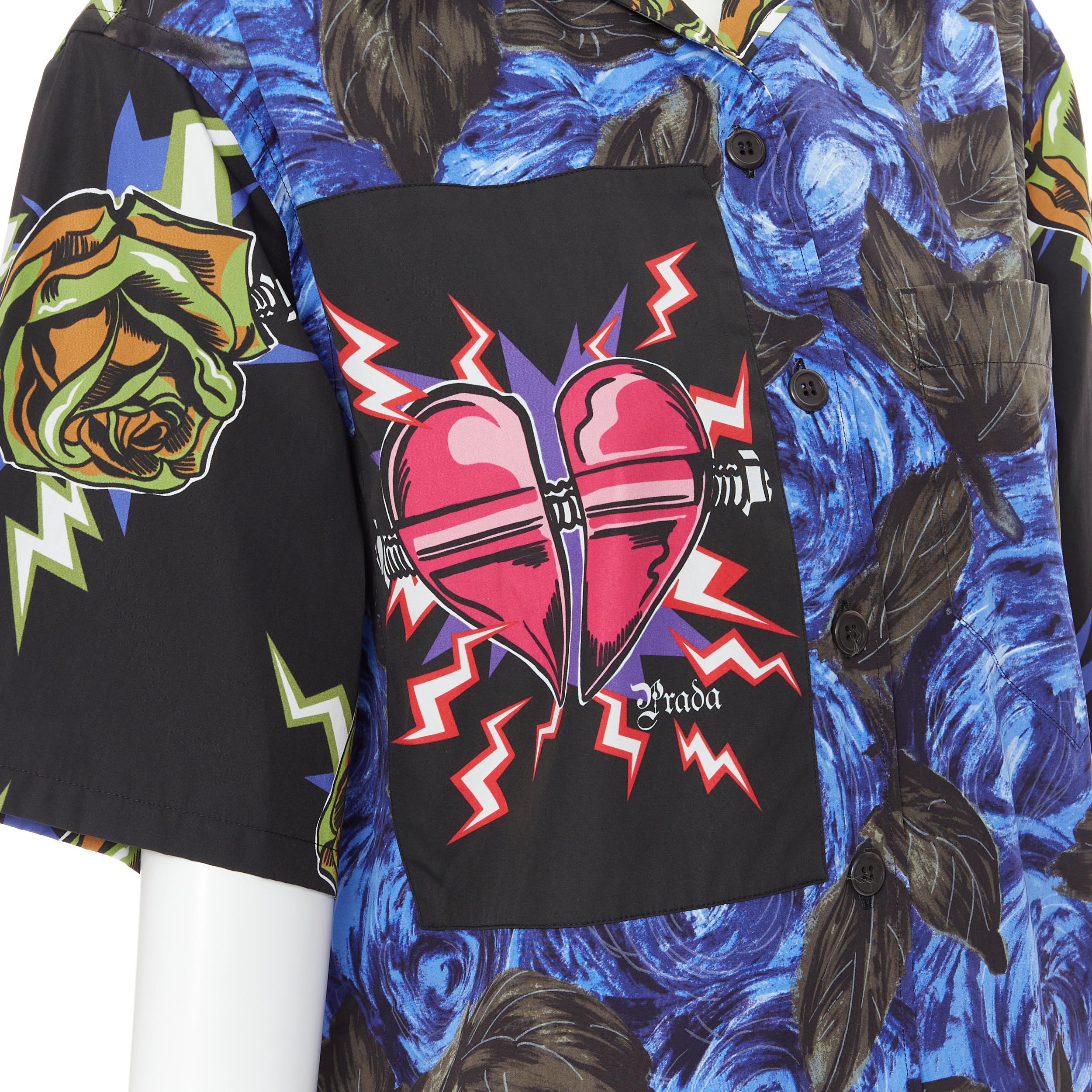 Prada 2019 Frankenstein swirl rose micro heart patch boxy shirt IT36 XXS 
Riferimento: TGAS/B00399 
Marchio: Prada 
Stilista: Miuccia Prada 
Collezione: 2019 Runway 
Materiale: Cotone 
Colore: blu 
Modello: Floreale 
Dettaglio extra: Base con stampa