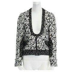 pasarela PROENZA SCHOULER 2011 blanco negro boucle ojo de gancho chaqueta recortada US4 S