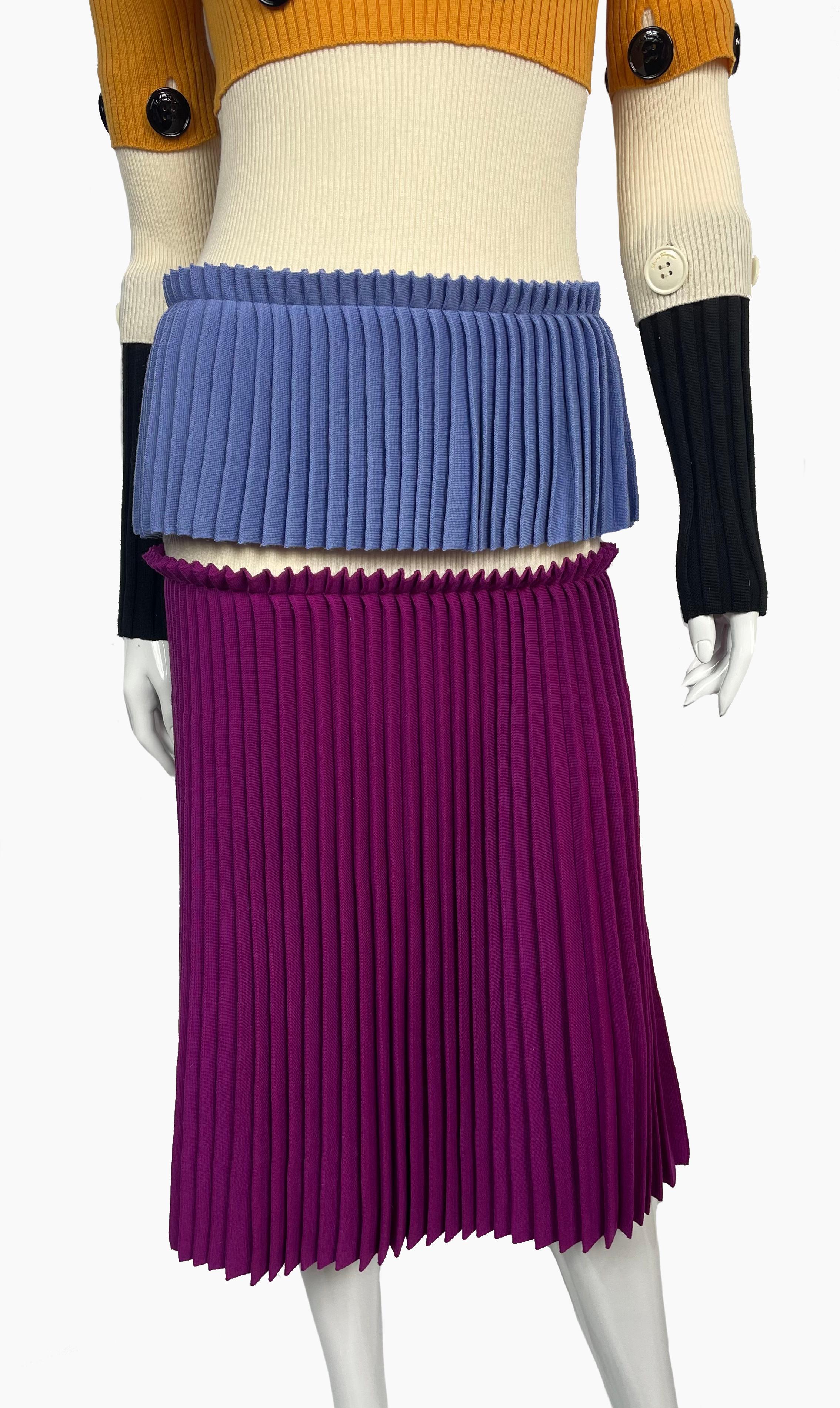 Runway Salvatore Ferragamo buttons accented color block tiered dress, FW 2016   In Excellent Condition For Sale In New York, NY
