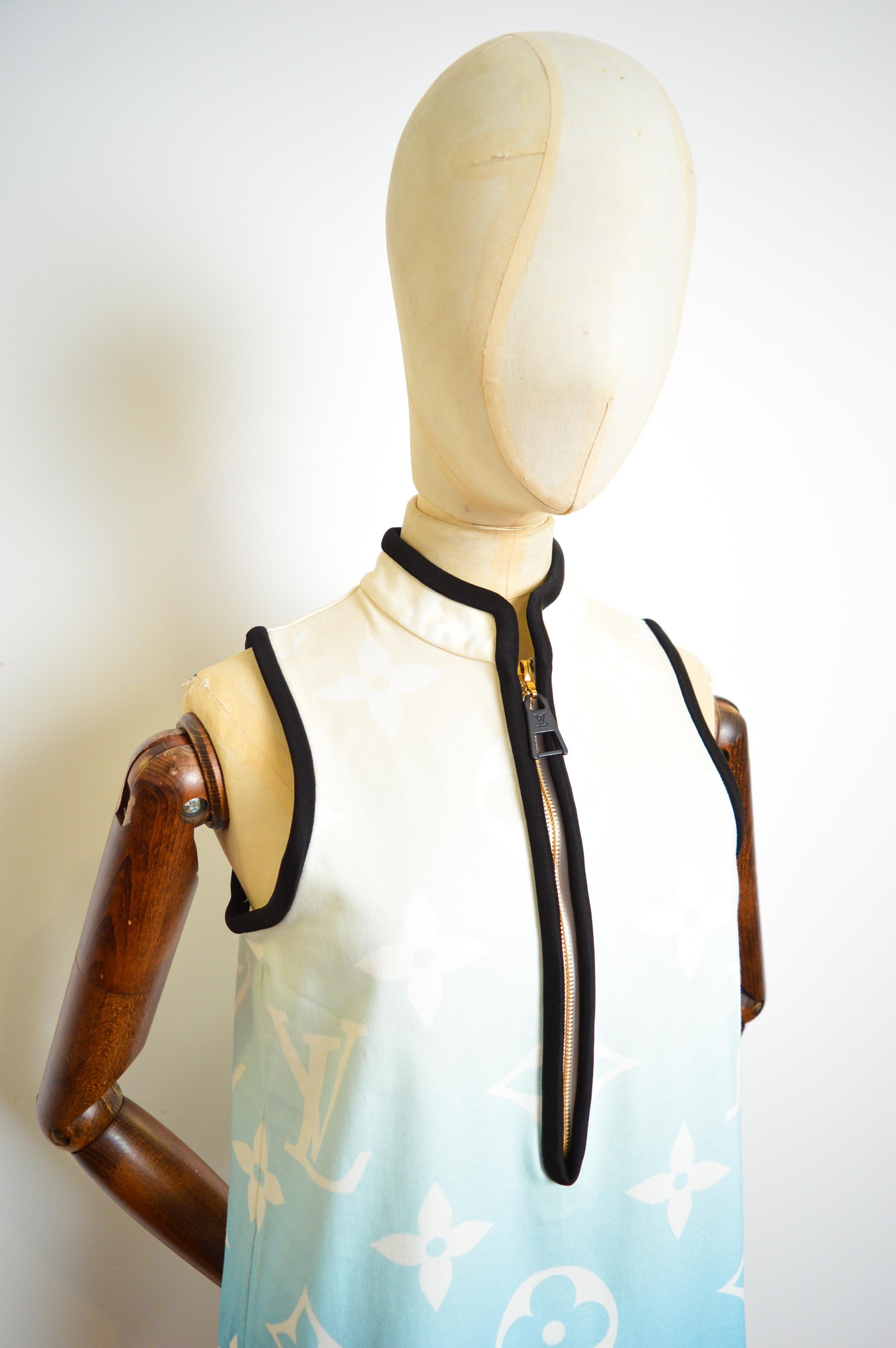 Runway Sample Spring 2021 LOUIS VUITTON Monogram Blue Lagoon Dress For Sale 4