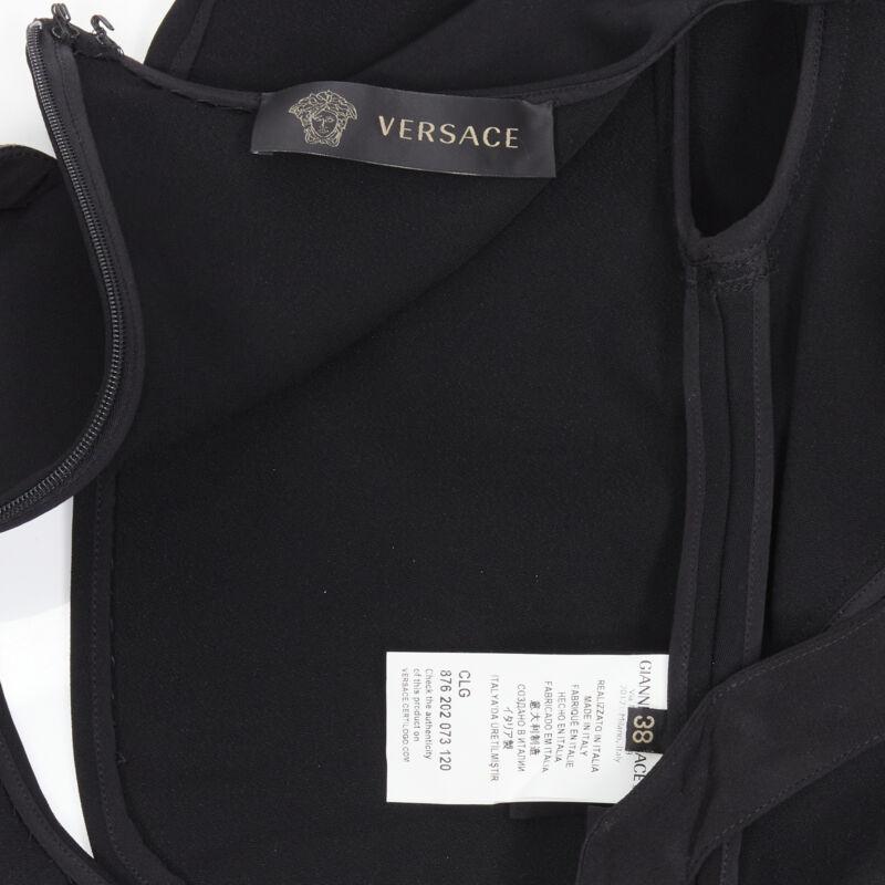 pasarela VERSACE negro Greca de piel de punto arnés correa ajuste vestido acampanado IT38 en venta 6