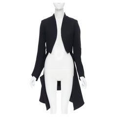 Yves Saint Laurent 2008 in passerella, bolero in lana nera con coda drappeggiata, FR38