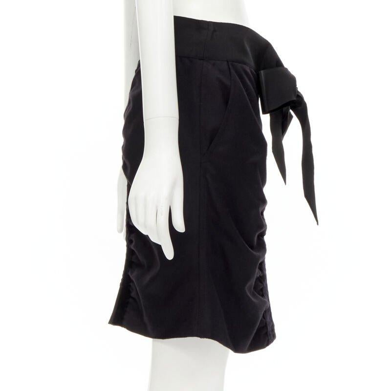 Women's runway YVES SAINT LAURENT Tom Ford 2002 black velvet ribbon trim wool skirt FR36 For Sale