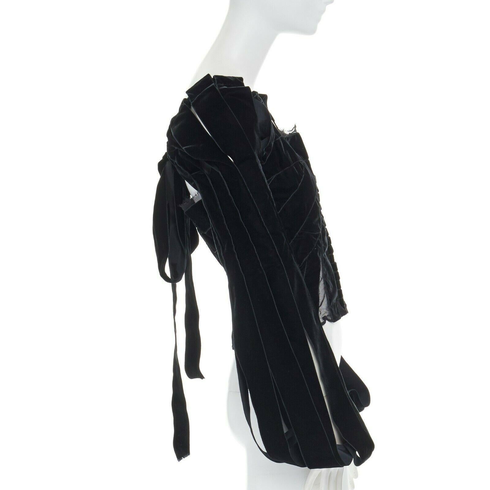 Black runway YVES SAINT LAURENT TOM FORD AW02 black velvet ribbon trim corset top FR40