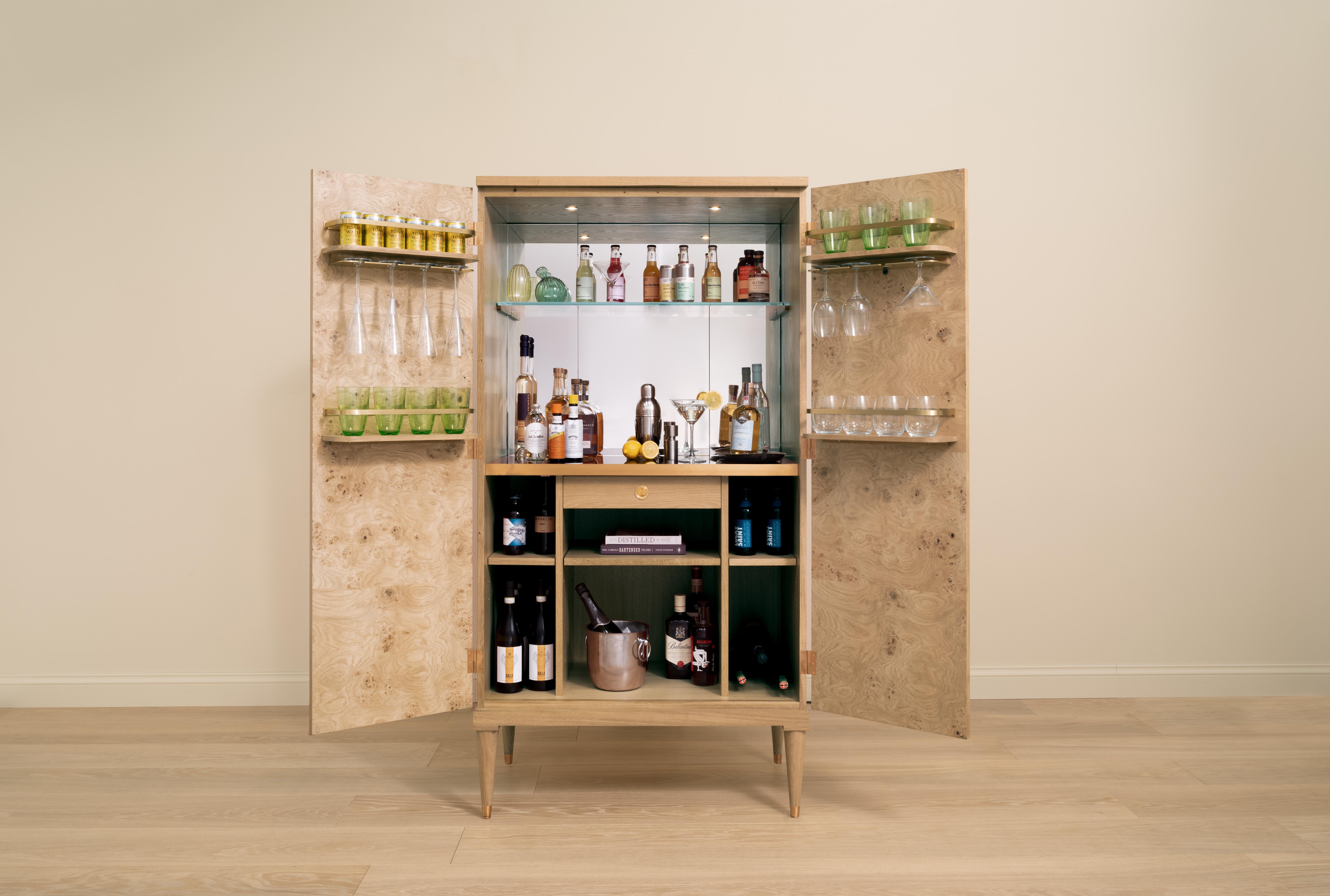 Mid-Century Modern Cabinet de cocktail Rupert Bevan Atlas en vente