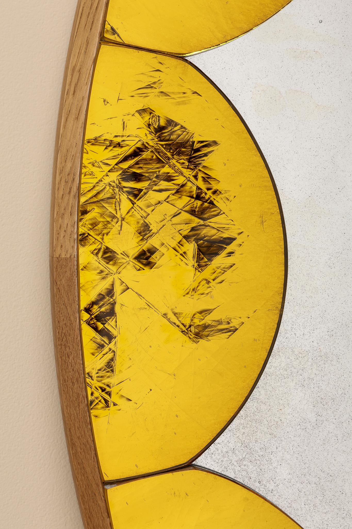 Rupert Bevan Circular Scallop Mirror - Small In New Condition For Sale In London, GB