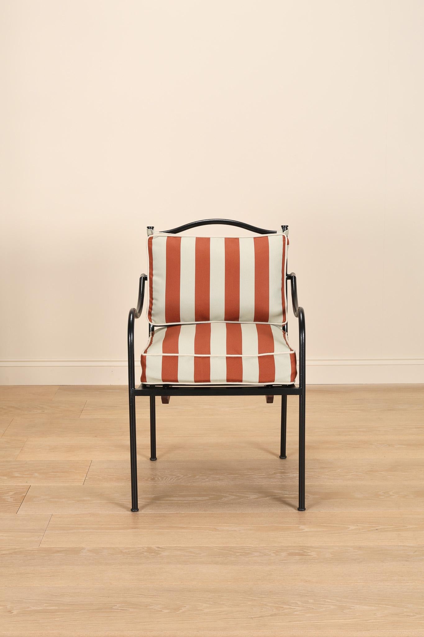 XXIe siècle et contemporain Chaise A Clement avec coussin (matériau/cuir au choix du client) en vente