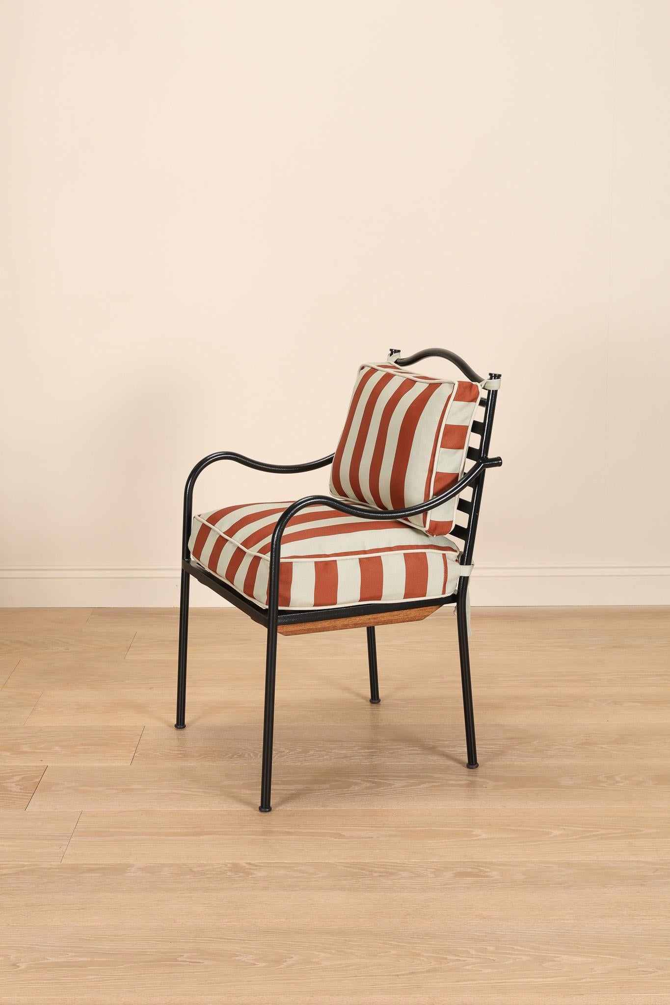 Ferronnerie Chaise A Clement avec coussin (matériau/cuir au choix du client) en vente