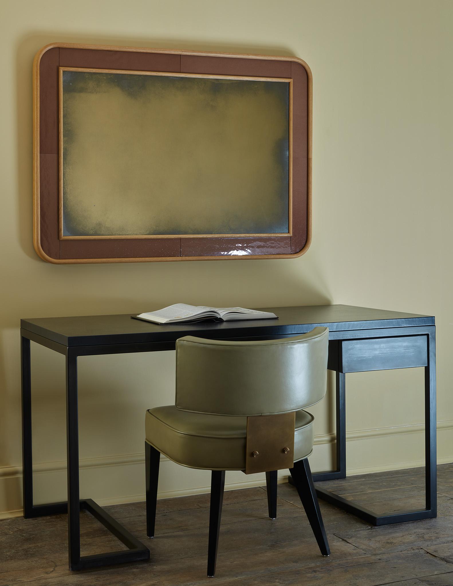 Rupert Bevan Lucian Mirror In New Condition For Sale In London, GB