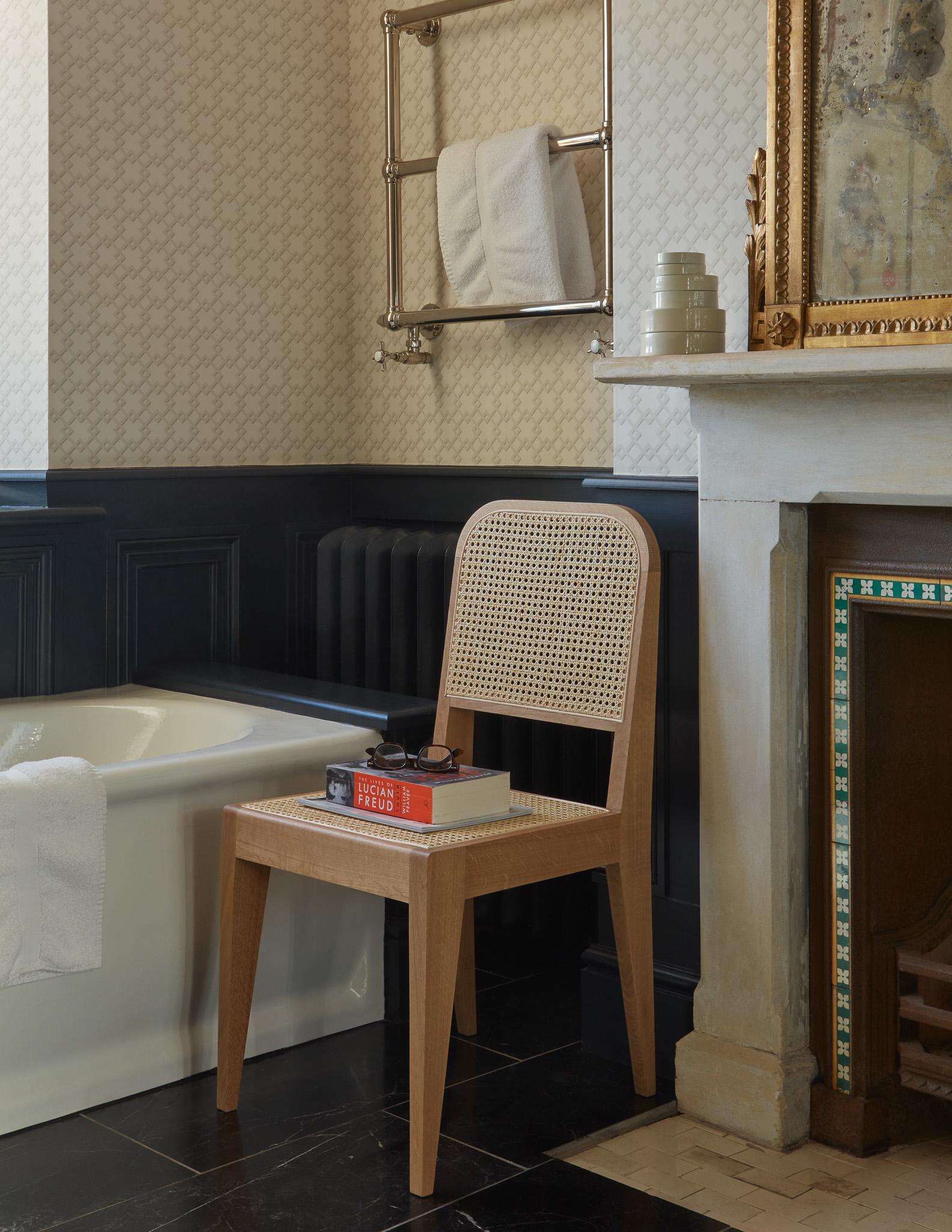Inspired by a hybrid interpretation of chairs by Pierre Jeanneret and Jean Prouvé, the Luna Dining Chair is lightweight, airy and, depending on the finishes selected, playful and colourful.

Available in oak with light, medium or dark finish with a