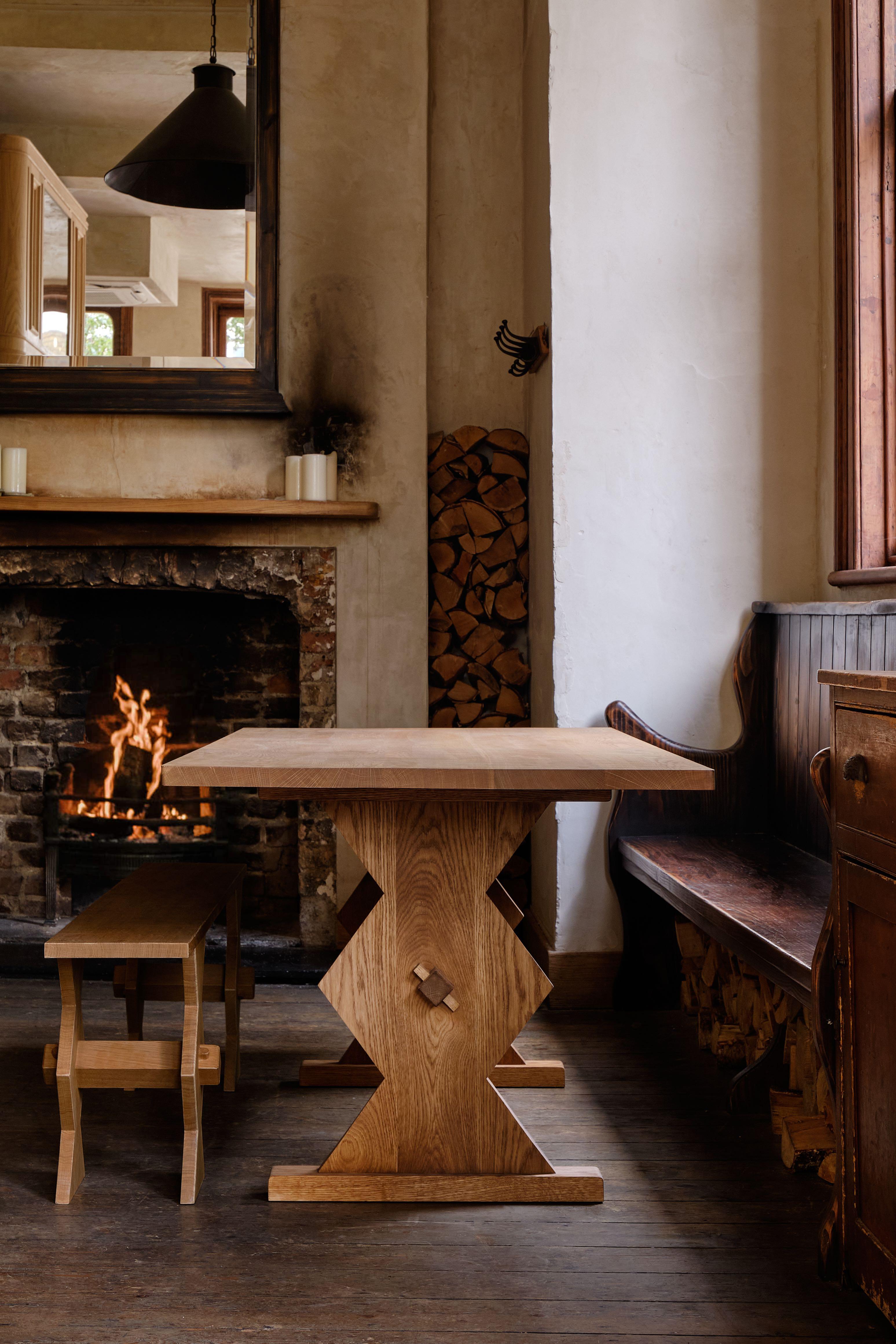 Mesa de comedor Rupert Bevan Marcel - Pequeña Británico en venta