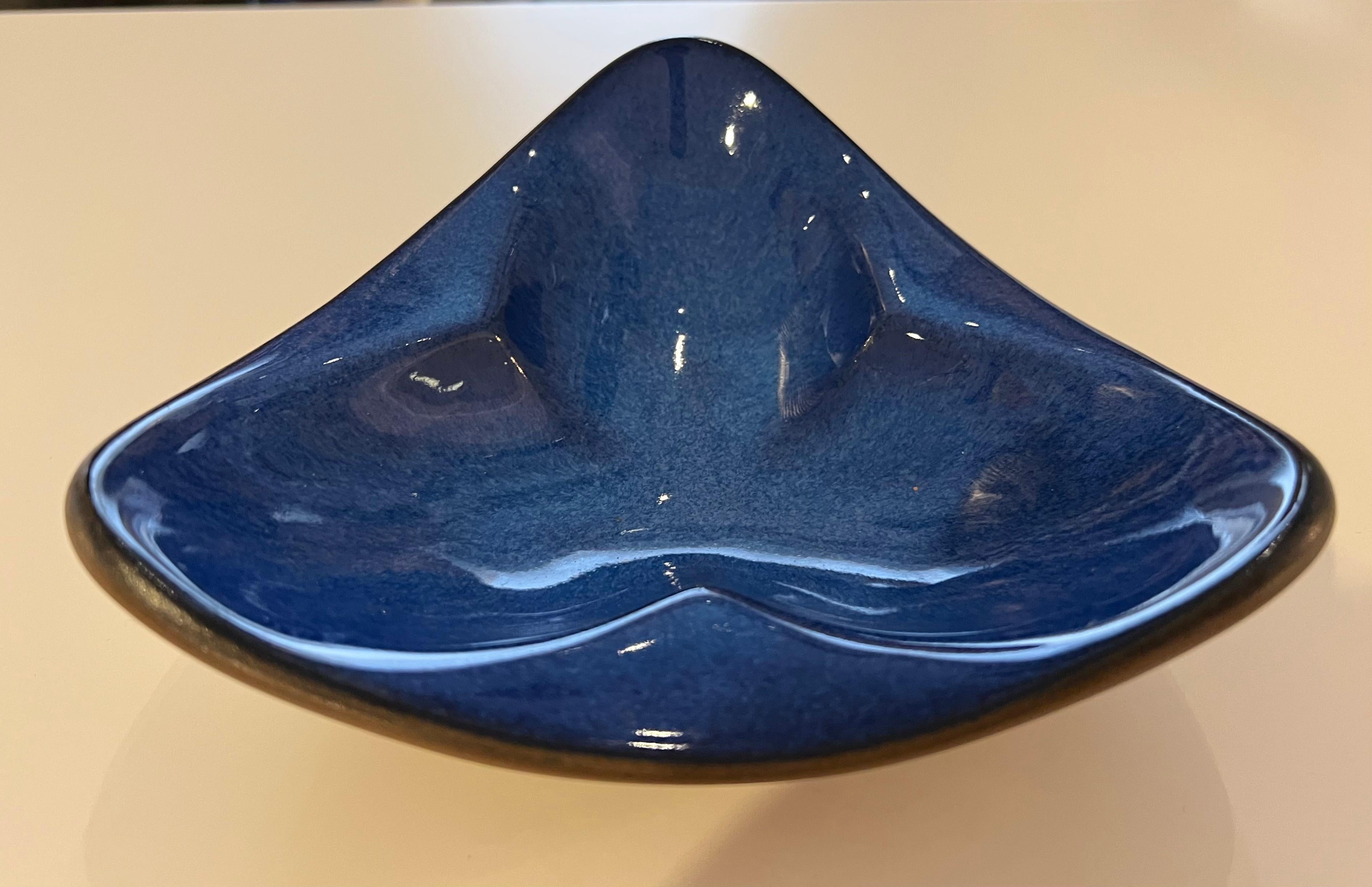 Ceramic Rupert Deese California 60s Art Pottery Low Ashtray Bowl For Sale