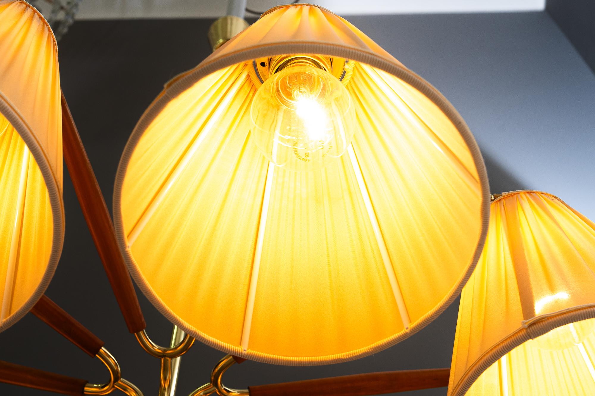 Rupert Nikoll lustre à 10 bras de lumière avec abat-jour en tissu vienne vers les années 1950 en vente 6