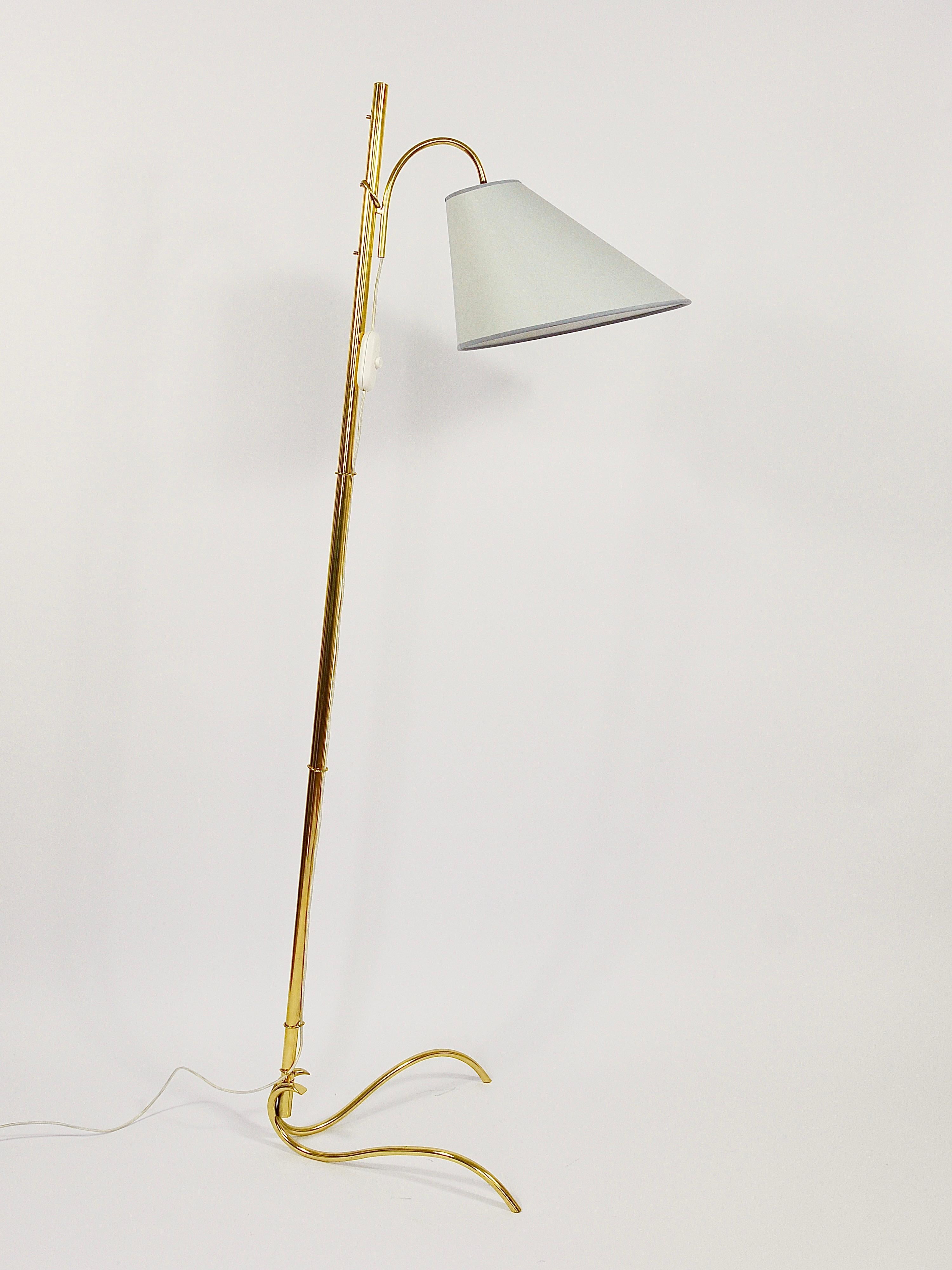 Rupert Nikoll Adjustable Dornstab Mid Century Brass Floor Lamp, Austria, 1950s In Good Condition For Sale In Vienna, AT