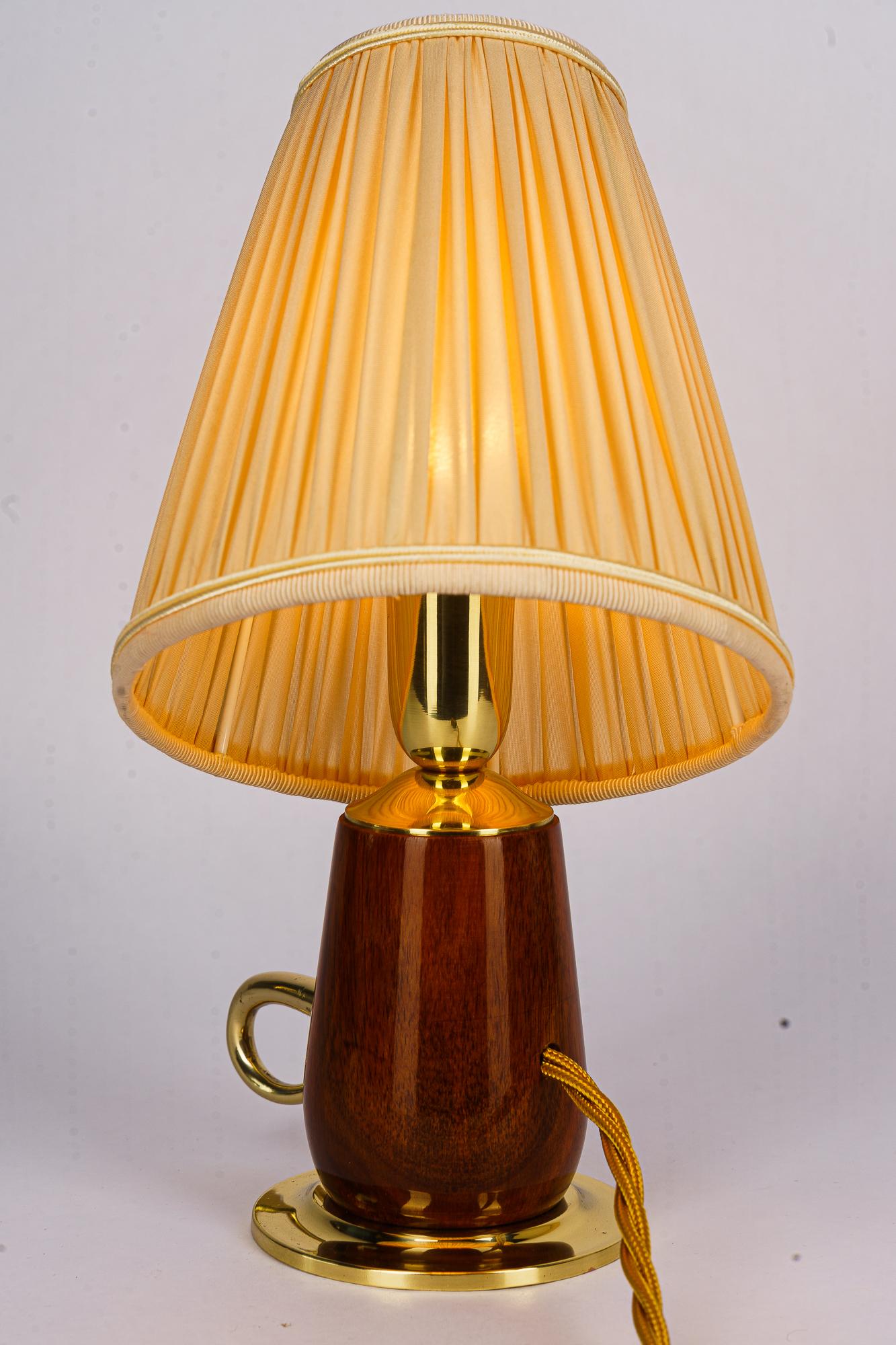 Rupert nikoll tischlampe kirschbaum mit stoffschirm wien um 1950er im Angebot 3
