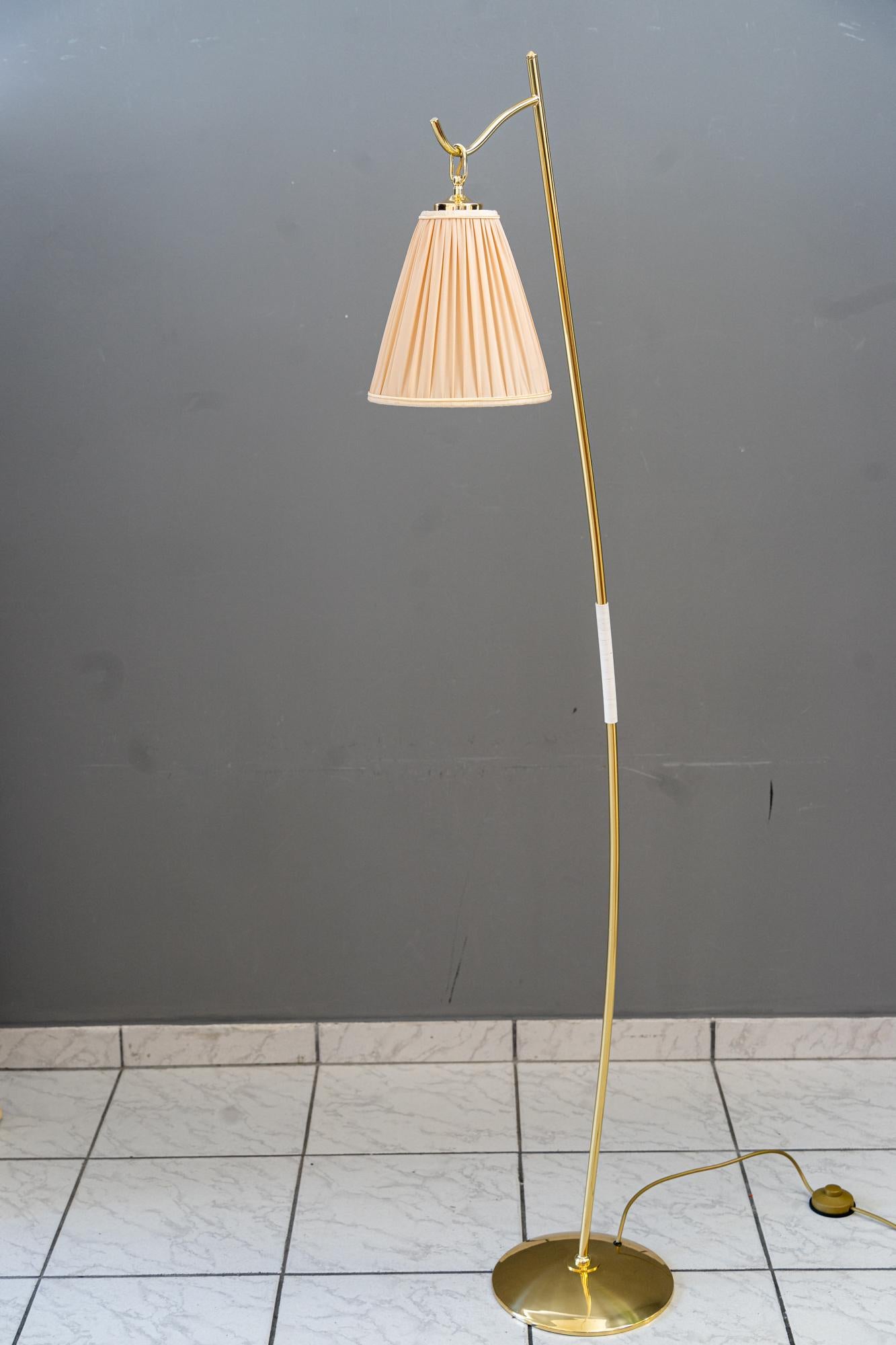 Rupert Nikoll Floor lamp vienna around 1950s
Polished and stove enameled
The fabric shade is replaced ( new )