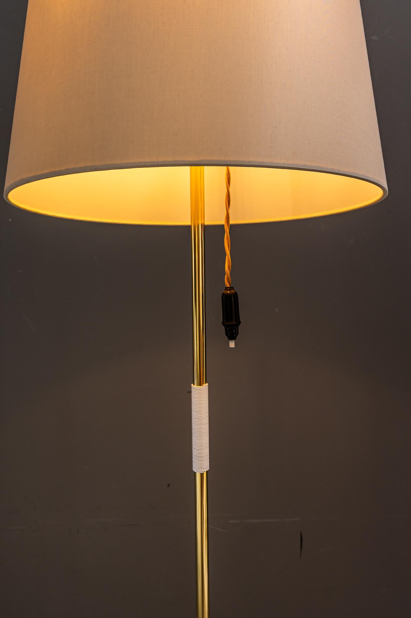 Rupert Nikoll Lampadaire avec abat-jour en tissu vienne vers 1950 en vente 5