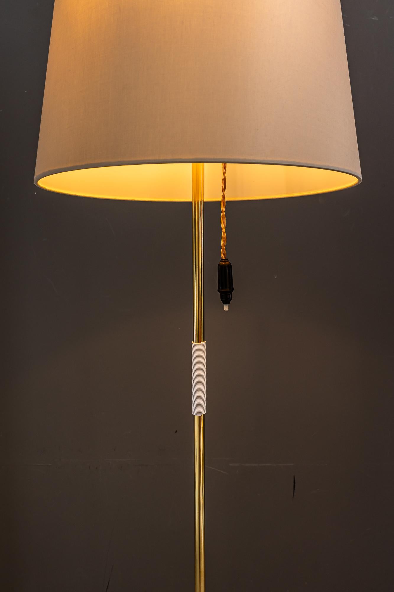 Rupert Nikoll Lampadaire avec abat-jour en tissu vienne vers 1950 en vente 6