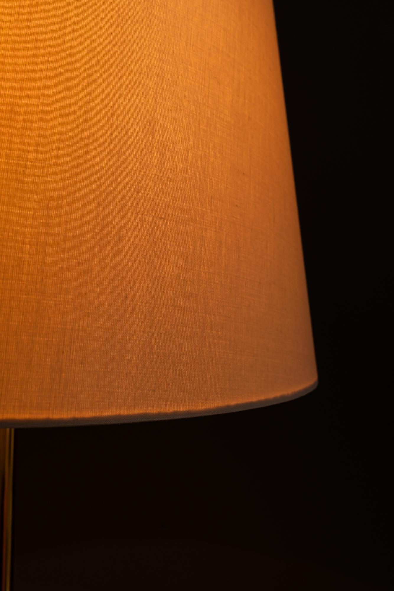 Lámpara de pie Rupert Nikoll con pantalla de tela viena años 50 aproximadamente en venta 9