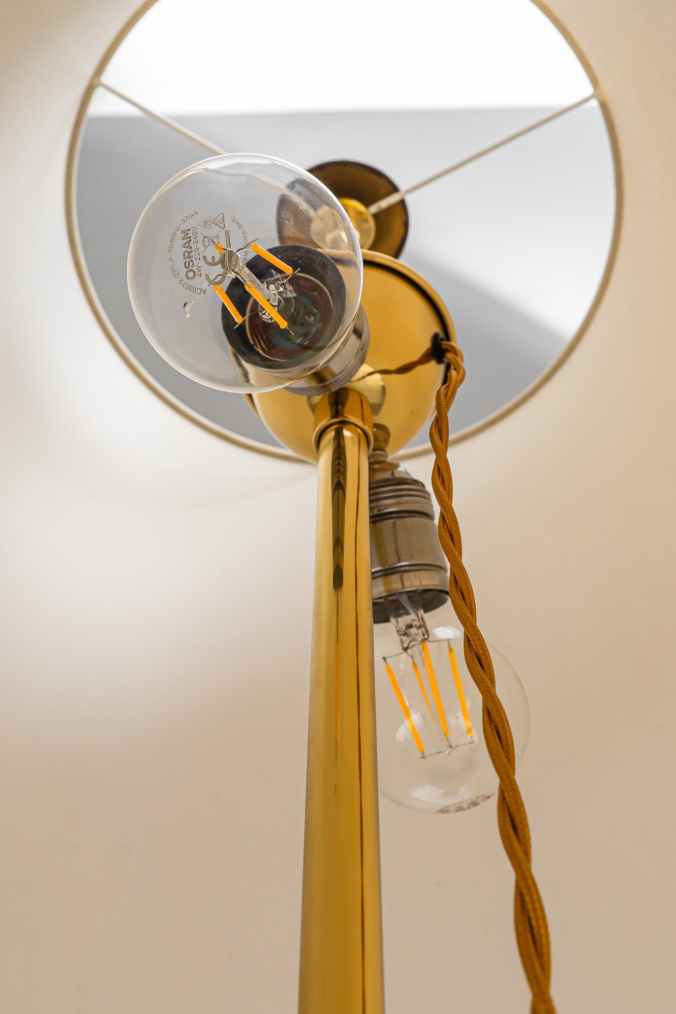 Rupert Nikoll Lampadaire avec abat-jour en tissu vienne vers 1950 en vente 1
